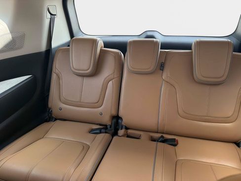 Used 2025 INFINITI QX80 Sensory AWD/4WD image 16