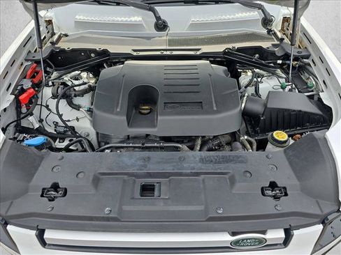 Certified 2023 Land Rover Defender 130 S AWD/4WD image 30