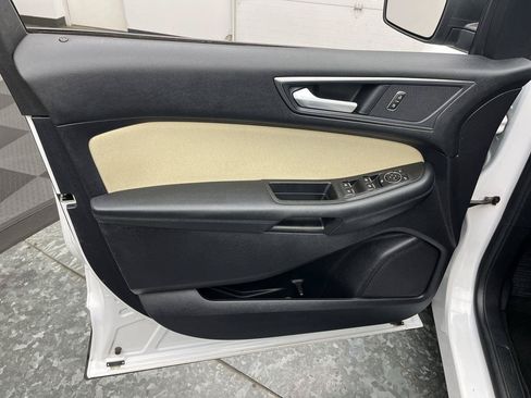 Certified 2019 Ford Edge SE w/ Cargo Accessory Package AWD/4WD image 6