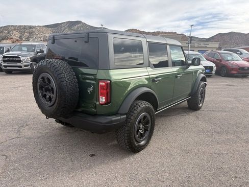 Used 2022 Ford Bronco Black Diamond image 3