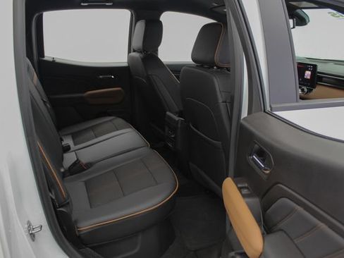 New 2025 GMC Canyon AT4 AWD/4WD image 21