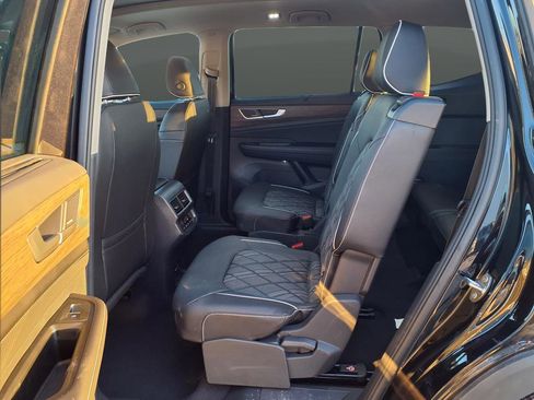 New 2026 Volkswagen Atlas SEL Premium R-Line image 12
