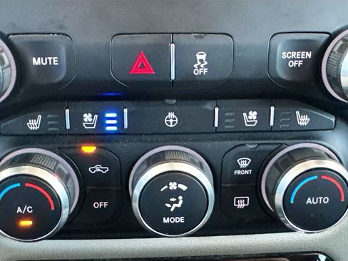 Used 2020 RAM 3500 Laramie AWD/4WD image 23