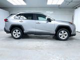 Used 2020 Toyota RAV4 LE image 2