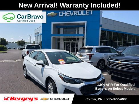 Used 2019 Chevrolet Cruze LT FWD image 1