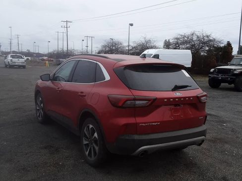 Used 2024 Ford Escape Platinum image 6