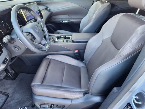 Used 2023 Lexus RX 350 FWD image 13
