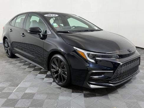 Used 2024 Toyota Corolla SE w/ SE Premium Package FWD image 10