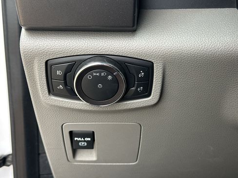 Used 2019 Ford F150 XLT w/ Trailer Tow Package AWD/4WD image 25