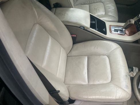 Used 2008 Volvo XC70 3.2 image 30