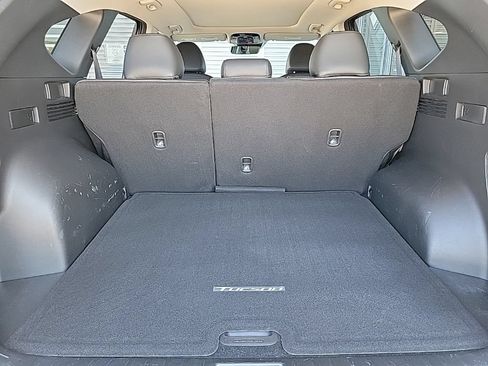 Used 2023 Hyundai Tucson Limited w/ Cargo Package AWD/4WD image 18