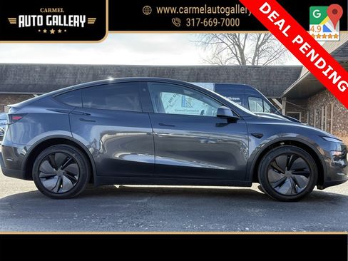 Used 2026 Tesla Model Y Long Range image 7