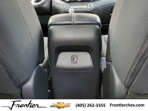 Used 2021 Nissan Sentra SV w/ Trunk Package image 24