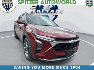 Used 2025 Chevrolet Trax LT w/ LT Convenience Package FWD video 1