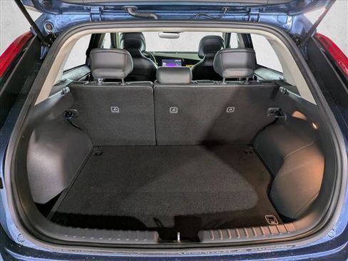Used 2023 Kia Niro EX image 7