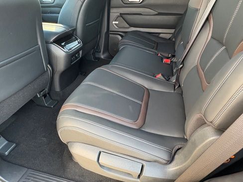 New 2026 Nissan Armada SL image 22