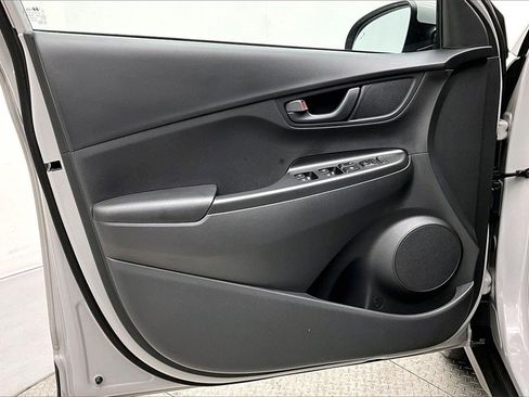 Certified 2023 Hyundai Kona SE w/ Cargo Package image 17