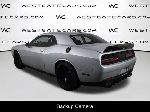 Used 2022 Dodge Challenger R/T image 3