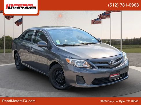 Used 2013 Toyota Corolla L FWD image 1