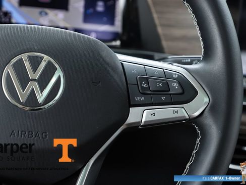 Used 2025 Volkswagen Atlas SEL AWD/4WD image 22