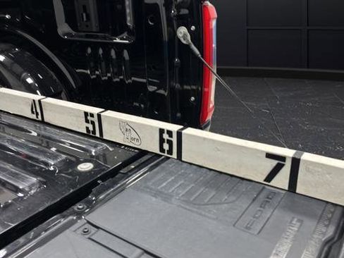 Used 2023 Ford F150 Platinum w/ FX4 Off-Road Package image 31