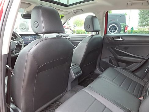 Used 2021 Volkswagen Jetta SEL FWD image 11