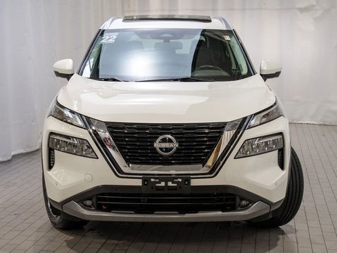 Used 2022 Nissan Rogue SL w/ SL Premium Package image 3