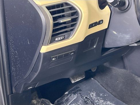 Used 2019 Lexus NX 300 FWD image 10