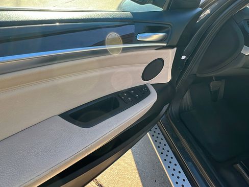 Used 2013 BMW X5 xDrive35i image 14