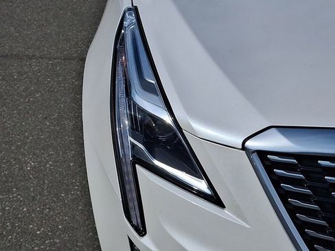 Used 2025 Cadillac XT5 Premium Luxury image 27