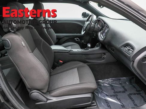 Used 2023 Dodge Challenger SXT image 22