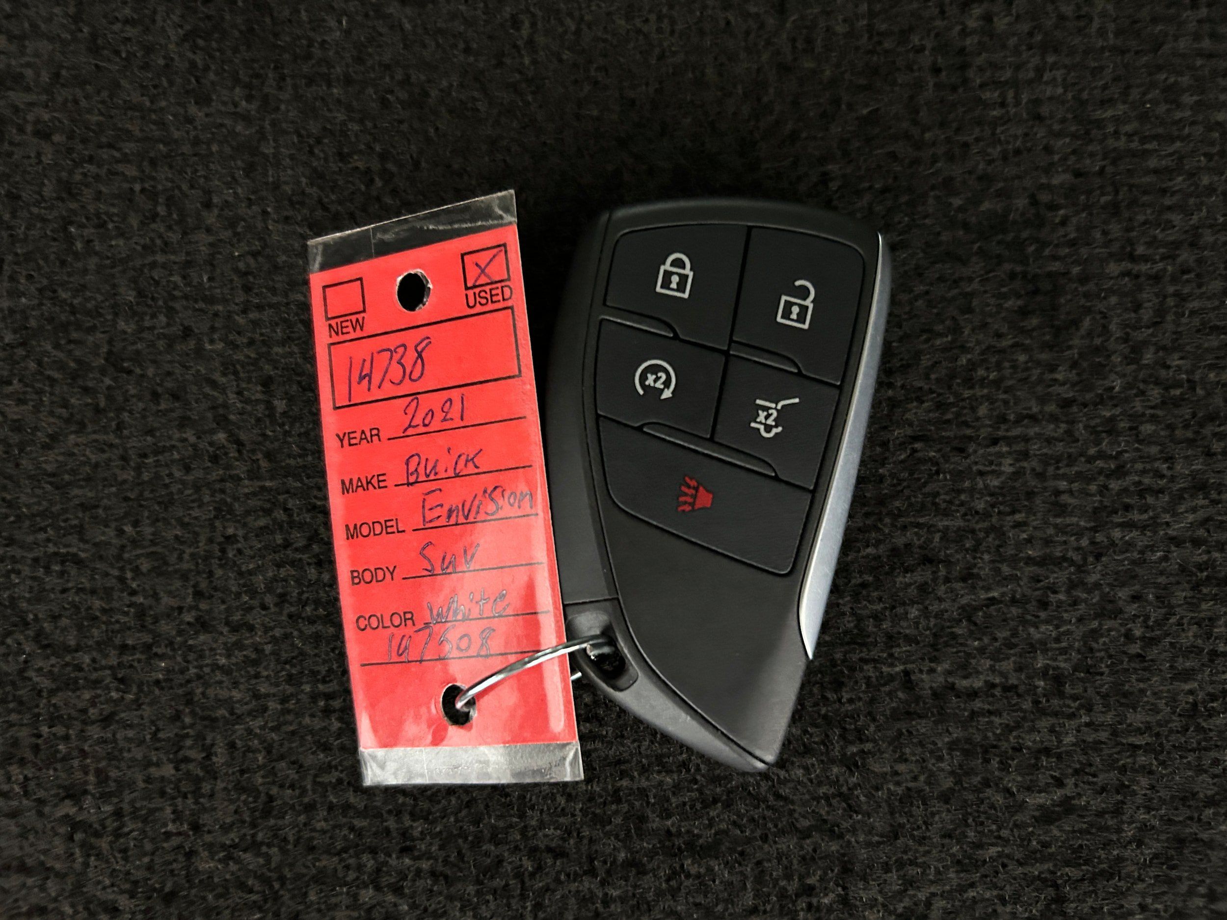 Used 2021 Buick Envision Essence AWD/4WD image 38