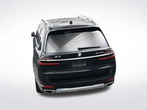Used 2024 BMW X7 xDrive40i w/ Executive Package image 22