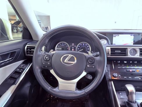 Used 2014 Lexus IS 350 w/ Navigation Package RWD image 17