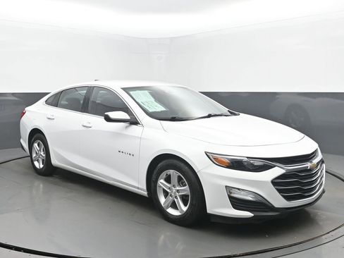 Used 2023 Chevrolet Malibu LS w/ Driver Confidence Package image 7