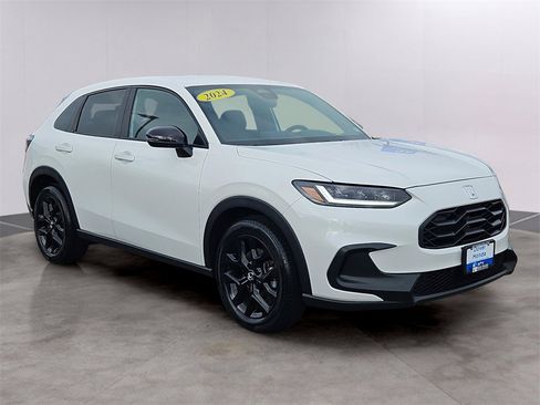 Certified 2024 Honda HR-V Sport image 3