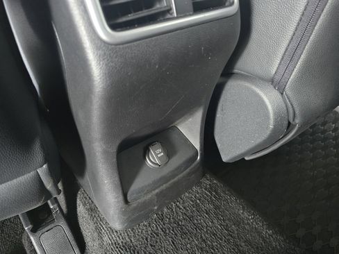 Used 2021 Kia Sportage LX image 17