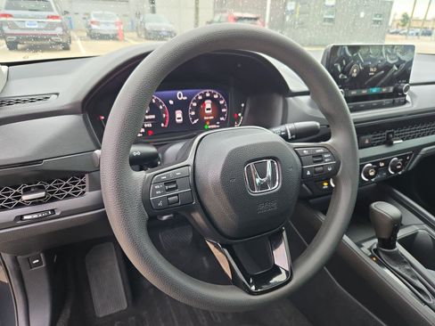 Used 2024 Honda Accord EX image 17