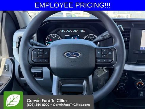 New 2026 Ford F250 XL w/ XL Chrome Package AWD/4WD image 19