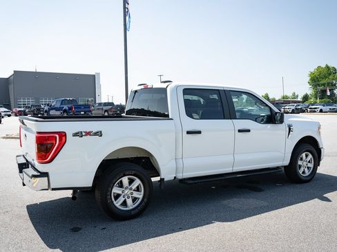 Used 2022 Ford F150 XLT w/ Trailer Tow Package AWD/4WD image 10