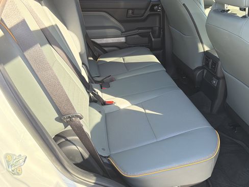 Certified 2025 Toyota 4Runner Trailhunter image 28