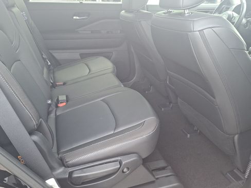 Used 2025 Nissan Pathfinder SL w/ Cargo Package FWD image 22