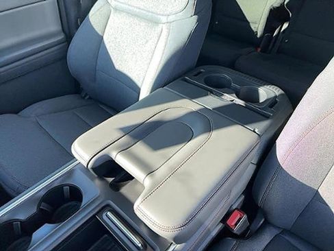 New 2025 Ford Expedition Active image 19