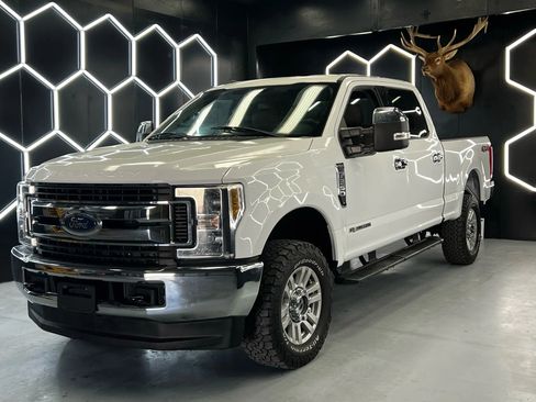 Used 2019 Ford F250 XLT AWD/4WD image 1