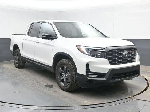 Used 2026 Honda Ridgeline TrailSport image 2