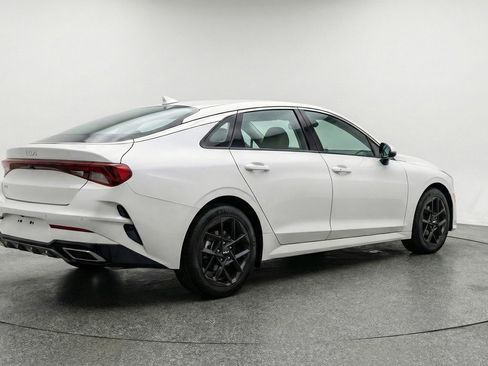 Used 2025 Kia K5 LXS FWD image 9