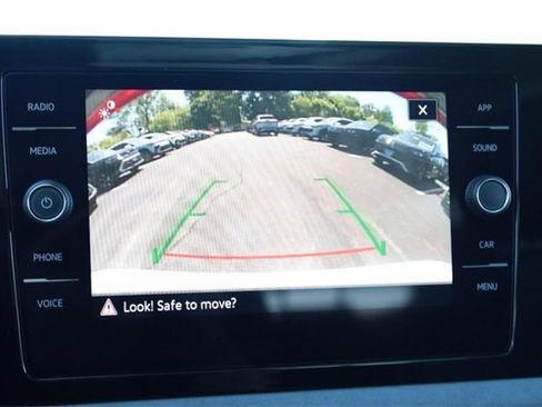 New 2025 Volkswagen Jetta SE image 13