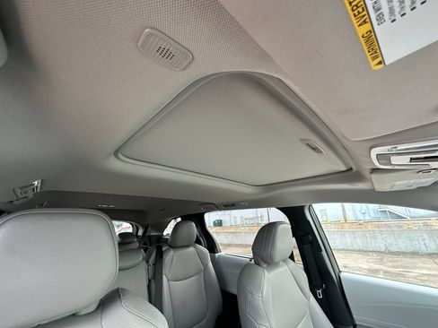 Certified 2026 Toyota Sienna XLE FWD image 18