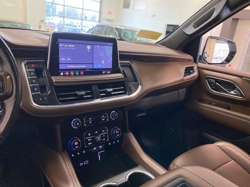 Used 2021 Chevrolet Tahoe High Country image 14