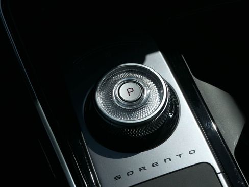 Used 2026 Kia Sorento SX Prestige image 24